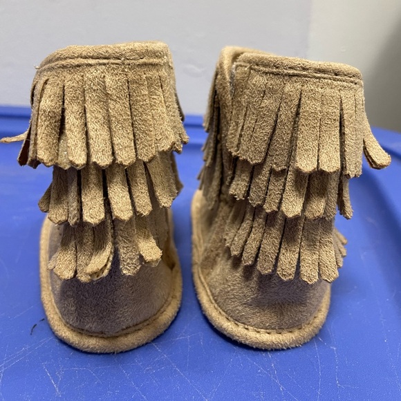 First Steps, Stepping Stones Moccasins baby 3-6 months VERY CUTE - Picture 7 of 13